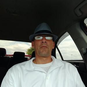 Meet your Posher, Chad